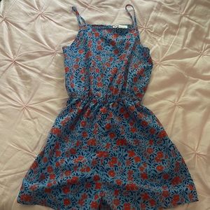 916 Girls romper